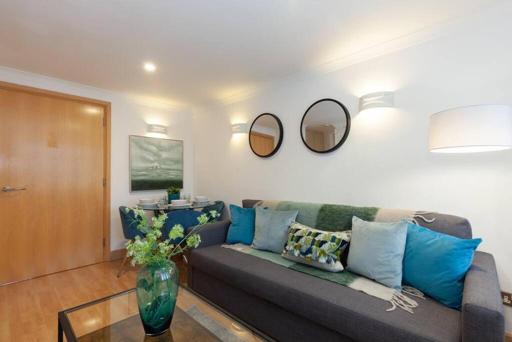 Apartment In The Heart Of The City Centre, Live Like A Local 牛津 外观 照片